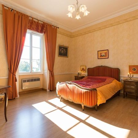 Chambres D'Hotes Du Chalet De Caharet Pipriac Bagian luar foto
